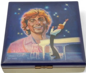 1984 Barry Manilow Numbered #61 Music Jewelry Box COPACABANA Reuge LESEN/repariert - Bild 1 von 24