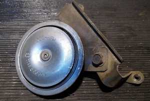 HONDA SPAZIO CN 250 CLACSON COMPLETO DI STAFFA - Foto 1 di 2