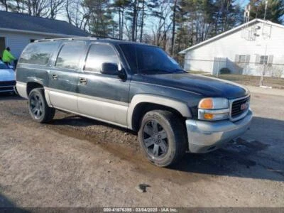 Used Washer Fluid Reservoir fits: 2000 Gmc Yukon xl 1500 w/rear wiper opt C25 Gr - Image 1 of 4