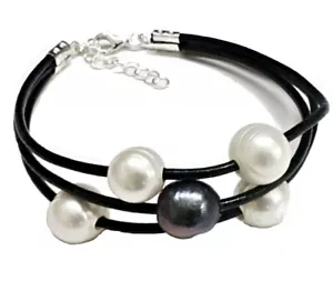 Bracciale In Argento 1ª Legge 925, Pelle Naturale Nera E 5 Perle Coltivate - Foto 1 di 5