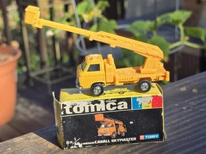 Tomica Nissan Caball Black Box #88 1/68 Scale Skymaster 87.88 - Picture 1 of 5