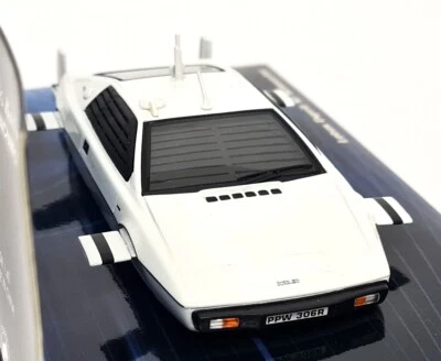 Minichamps 1/43 Lotus Esprit S1 Submarine 007 James Bond Spy Who Loved Me  - Image 1 of 4