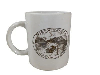 Taza de café de cerámica Doral Cigaretts Tobaccoville NC Foto 1 de 4