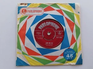 THE BEATLES 1962 UK 45 LOVE ME DO RED PARLOPHONE 45-R 4949 P T TAX CODE - Imagen 1 de 10