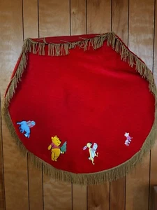 Vintage Disney Store Tree Skirt Winnie The Pooh Christmas Holiday Embroidered A4 - Picture 1 of 7