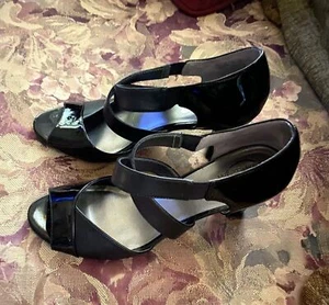 Life Stride Simply Comfort Black Patent Leather Womans Pumps Size 11 - Picture 1 of 7
