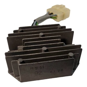 REGOLATORE 12V RS51 MOTORE KUBOTA 12V/20A MONOFASE 6 CAVI RIF. 19267-64600 - Picture 1 of 4