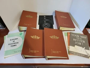 Vintage 50s 60s Advance Trades School ATS Chicago Training Binders - Lot - Bild 1 von 18