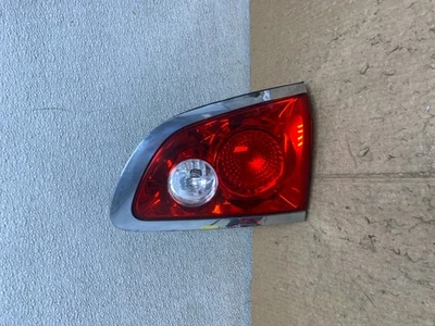 2008-2012 Buick Enclave Right Passenger Rh Inner Tail Light Oem V4488 DW - Image 1 of 4
