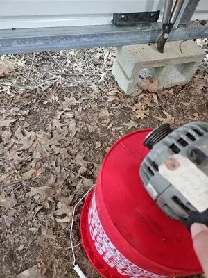 2003-2005 Pontiac Grand Am 3.4 Alternator Preowned - Image 1 of 3