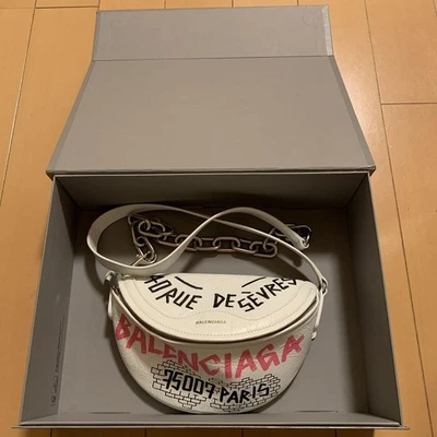 Bolso Body Balenciaga Graffiti Cuero Blanco Usado Foto 1 de 4