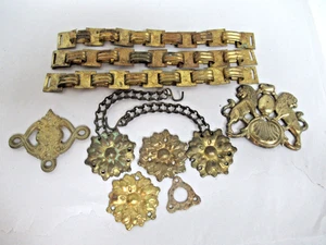 LOTE DE PIEZAS DE LÁMPARA DE ACEITE DE BIBLIOTECA COLGANTE VICTORIANA CADENA Y SEPARADORES ORNAMENTADOS DE LATÓN - Imagen 1 de 7
