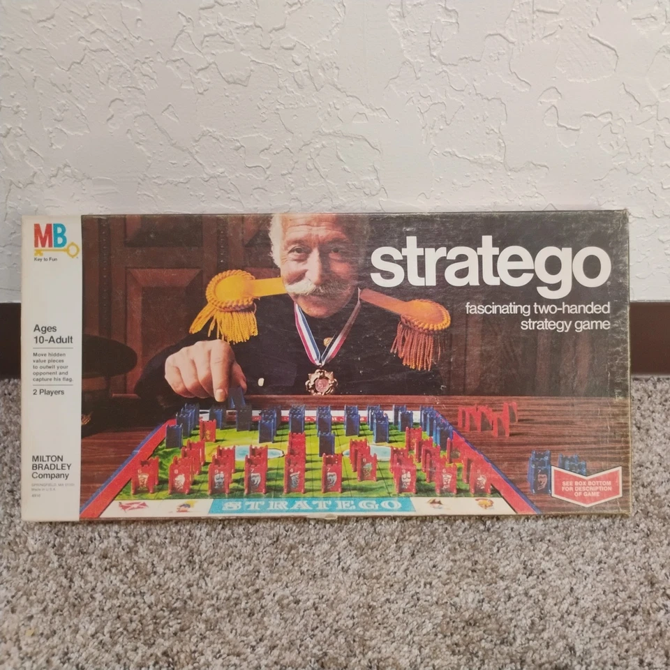 Stratego 1970 Board Game Milton Bradley Vintage Complete Good Condition! - Image 1 of 4