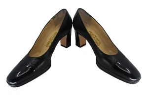 Gebrauchter klassischer schwarzer Ferragamo-Pump aus Leder & Lackleder mit Kappe, Größe 8A - Bild 1 von 11