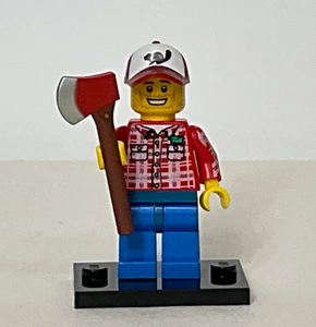 Lego Collectible Minifigure Series 5, Set # 8805 - Lumberjack - Picture 1 of 3