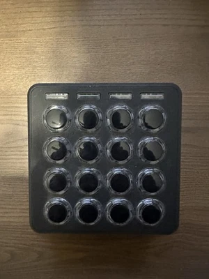 Controlador 3D DJ Techtools MIDI Fighter Foto 1 de 3