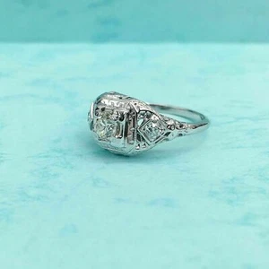 Antique Diamond Wedding Engagement Ring Circa 1950's 0.50 Carat t.w. VS Diamonds - Picture 1 of 1