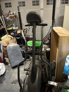 Trainer - Picture 1 of 4