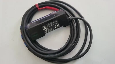 KEYENCE FS-V11 AMPLIFIER PHOTOELECTRIC SENSOR - Image 1 of 4