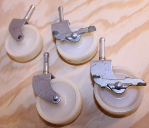 4er Set Steckschlüssel Stil Möbelrollen weiß Kunststoffrollen 2,5" rund - Bild 1 von 6