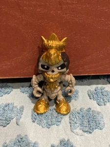 Figura de acción Moose Toys Treasure X Kings Gold Crown - Imagen 1 de 5