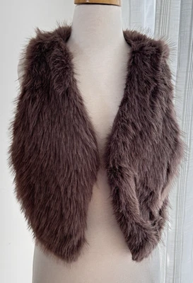 NWOT FAUX FUR GILLET VEST - SIZE LARGE - OPEN FRONT - FULLY LINED - SOFT BROWN - Image 1 of 4