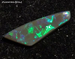 2.3ct GEM DARK OPAL LEUCHTEND GRÜN-TÜRKISE PATTERN VIDEO FLASHFIRE-OPALS - Picture 1 of 6