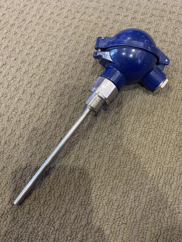 Jumo PT100 RTD temperature Sensor, 250mm Long, 3 Wire, G1/2, 4/20mA transmitter - Image 1 of 4