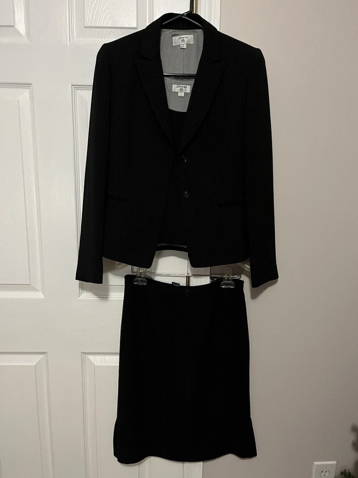 Conjunto de traje para mujer Stresa de 3 piezas chaqueta falda sin mangas rayas negras talla 6 Foto 1 de 4