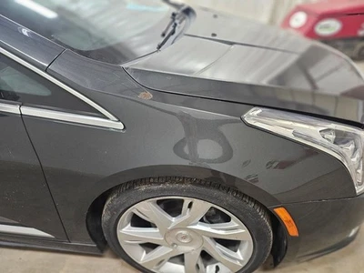 Guardabarros derecho pasajero compatible con 14-16 ELR 3102823 Foto 1 de 4