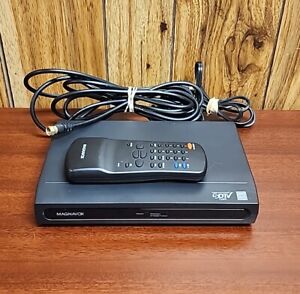 Magnavox TB100MW9 DTV Analog Converter w/ Remote & UHF Cable Great Condition