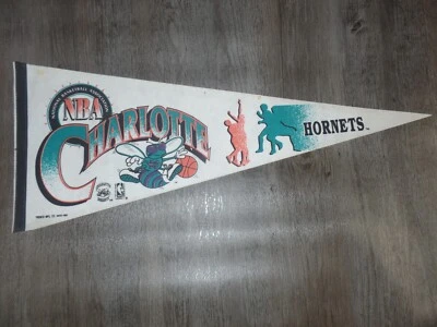 Charlotte Hornets Pennant Vintage 1992 NBA - Image 1 of 4