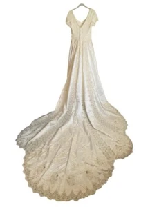 90’s Vintage Mori Lee White Lace Satin Beaded Wedding Dress Train Size 12 - Picture 1 of 12