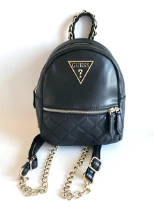 GUESS Negro Mini Mochila Cartera Acolchada Imitación Cuero Dorado Cadena Correas Logo - Imagen 1 de 19