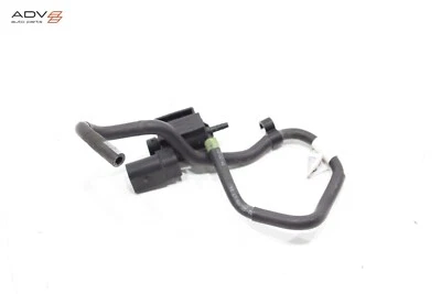 Audi S4 2018-2020 3,0 L V6 válvula de vacío solenoide y tubo de manguera OEM Foto 1 de 4