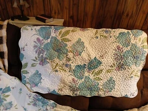 King Size, Pair Of Pillowshams,White W large Teal & Purple Flowers, Gorgeous - Picture 1 of 7