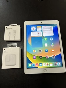 Apple iPad (5th Generation) A1823, 128 GB, Wi-Fi, Cellular, 9.7 in - Silver - Picture 1 of 6