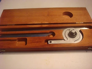 Starrett C359 Precision Universal Bevel Vernier Protractor, 7" And 12"Blade Size - Picture 1 of 8