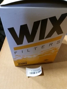 Genuine WIX Oil Filter Part# 51011 - NEW - Picture 1 of 2