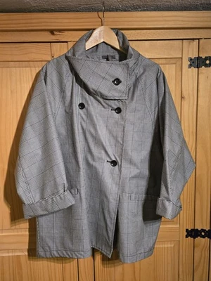 OSKA Mantel, wasserabweisend, kurz Gr. 1, Neuwertig - Bild 1 von 4