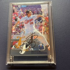 2022 BBM  FUSION Ariyoshi Hiroyuki Start Ball Autograph Silver Edition 435992