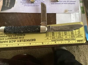 Kutmaster 3 Blade Pocket Knife from the 1950s Missing Second Blade Free Usps - Picture 1 of 3