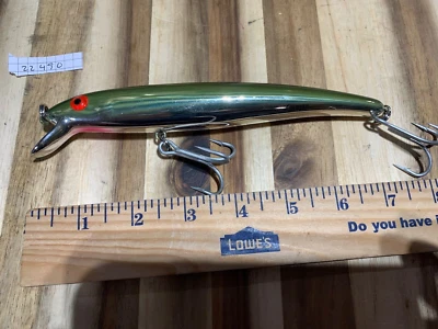 Bomber 17A saltwater fishing lure (22490) - Image 1 of 4
