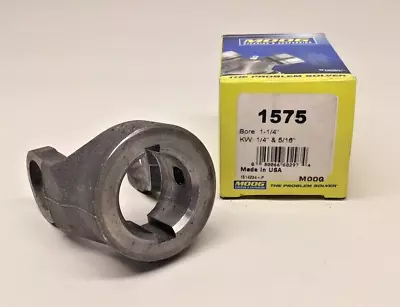 Moog 1575 Power Take Off End Yoke 10-4-183 - Image 1 of 4