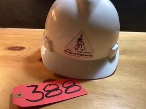 Disney Design & Development Cast Employee Construction Hard Hat RARE WED MAPO - Picture 1 of 8