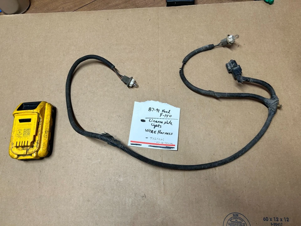 87-91 Ford F-150 - Luces de matrícula ARNÉS DE CABLEADO - probado OEM F-250 F-350 Foto 1 de 4