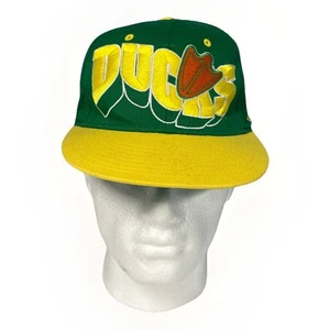 Zephyr Oregon Ducks NCAA Cap Hat Snapback Adjustable Logo Football Green Yellow - Picture 1 of 5