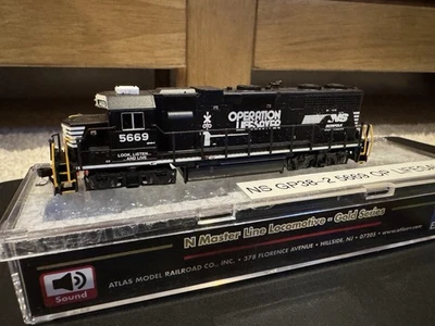 Atlas N Scale Norfolk Southern NS GP38-2 5669 OLS DCC ESU Loksound VERY RARE - Image 1 of 2