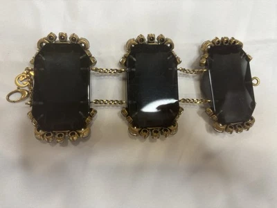 Pulsera Gucci Cristal Distintivo con Dije Logo GG Foto 1 de 4