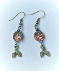 OOAK Hand made bronze tone acorn charm earrings old agate - Picture 1 of 1